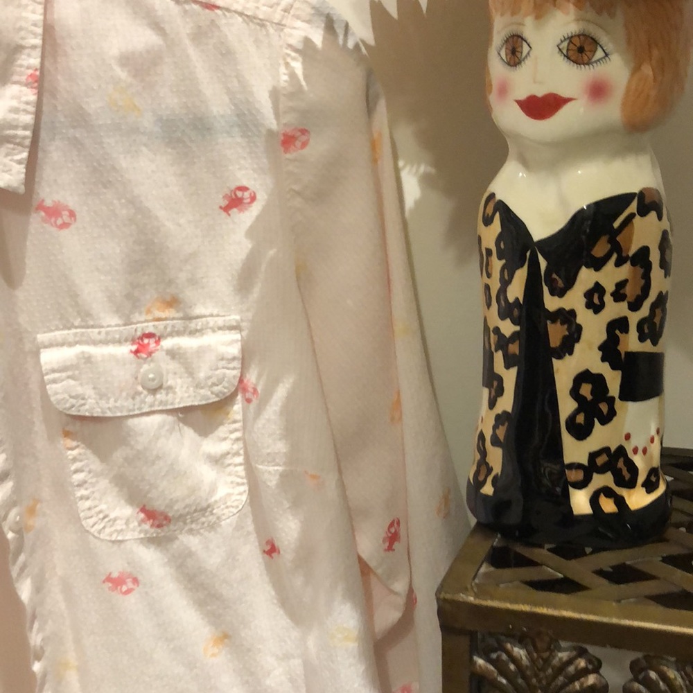 Croft and Barrow lobster-decorated shirt. Has rollup tabs on sleeves - Picture 8 of 8